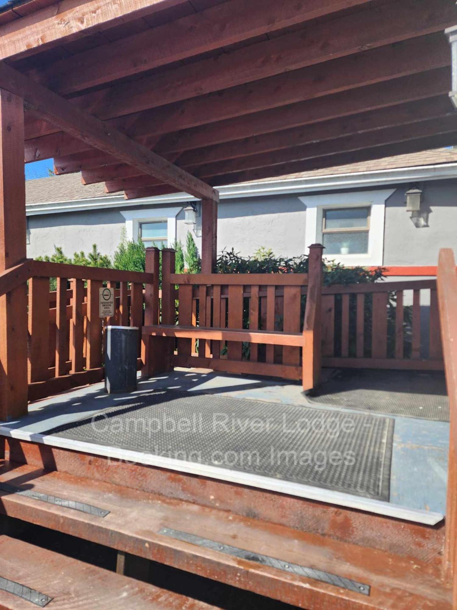 Campbell River Lodge Экстерьер фото